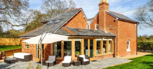 bespoke oak buildings